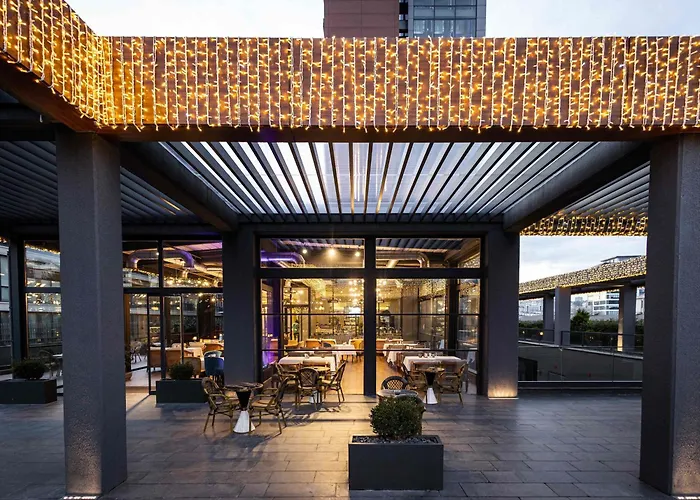 Movenpick Living West