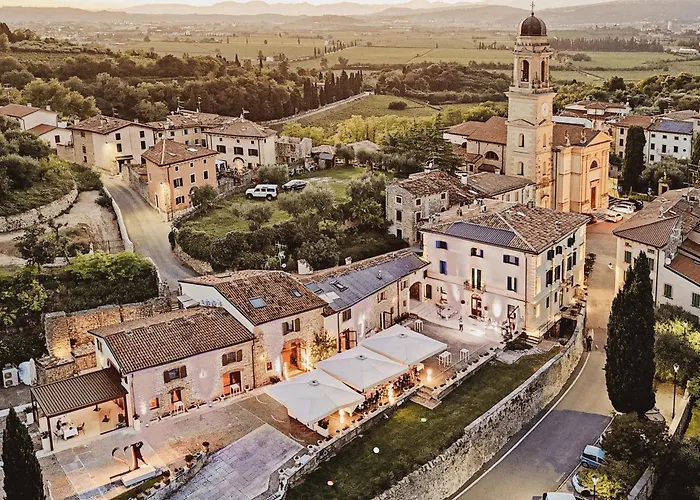 Castrum Wine Relais