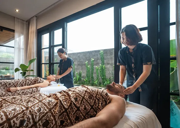 Secana Beachtown Resort & Villas