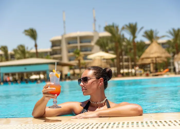 Hotel Am Siva Grand Beach