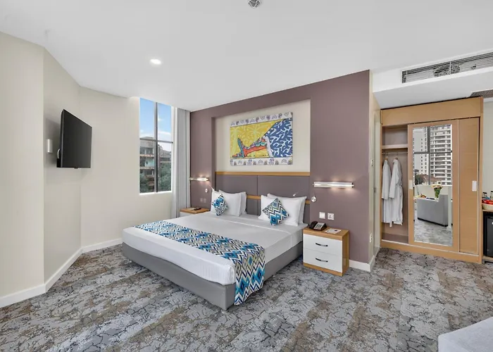 Prideinn Azure Westlands