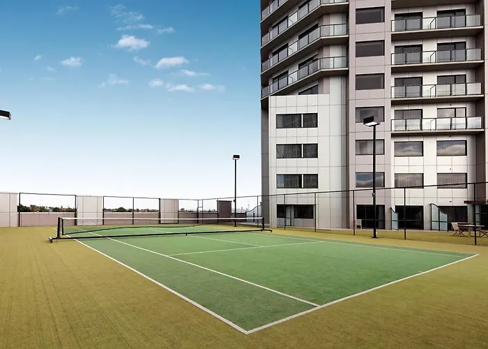 Hotel with Tennis: The Spencer Hotel