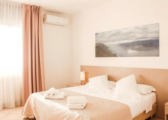 Moniga Resort