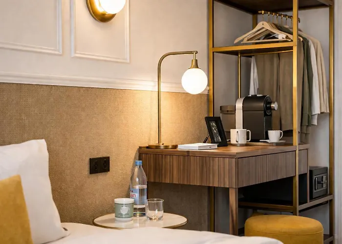 Contact Hotel Alize Montmartre
