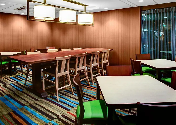 Hotels Close to Airport Fairfield Inn & Suites By Marriott Los Angeles Lax/El Segundo