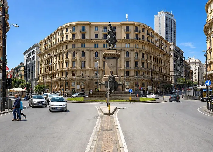 Piazza Bovio