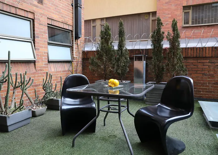 Hotel Suites 108