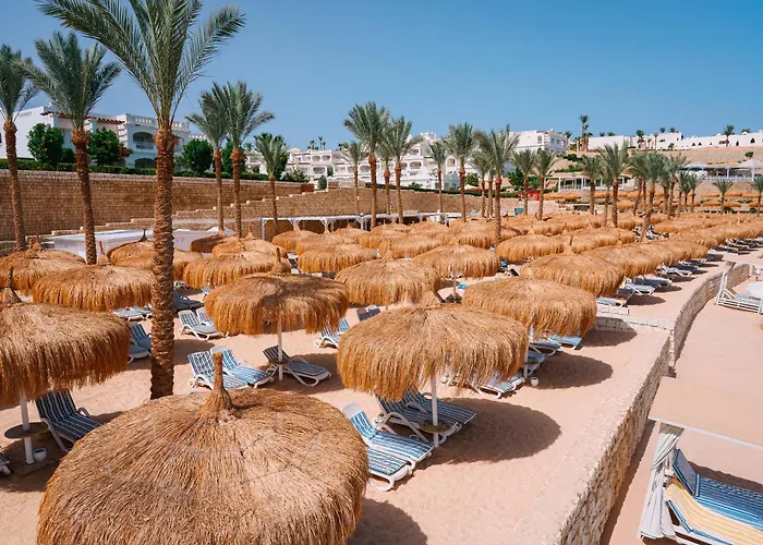 Hotels With Four Stars Continental Plaza Beach Resort