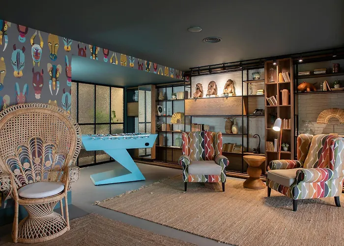 Se Catedral , Tapestry Collection By Hilton