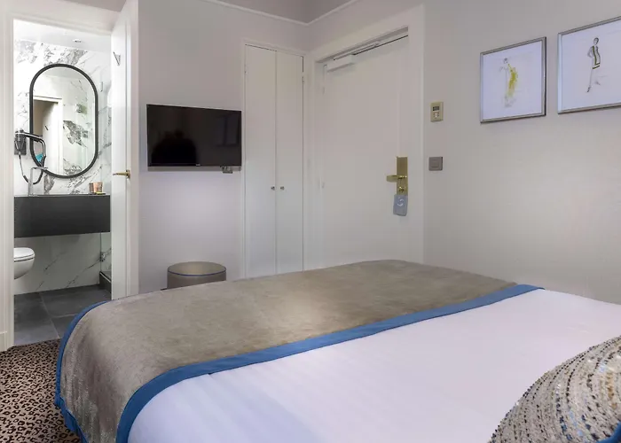 Hotel Du Bois Champs-Elysees