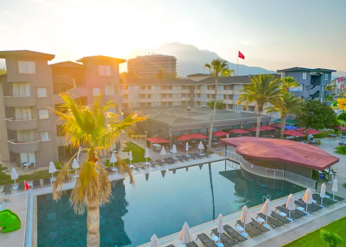 Senza Sunset Beach Hotel