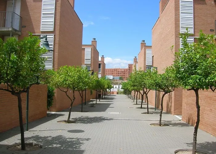 Students Only- Residencia Universitaria Alberto Jimenez