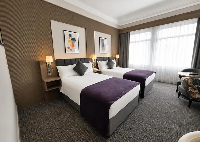 Rochestown Lodge