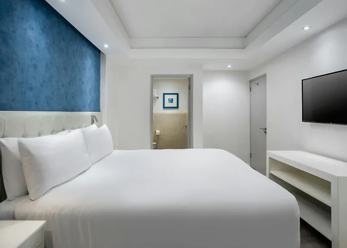 5 star hotels Protea By Marriott Cape Town North Wharf