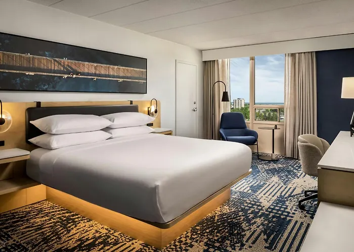 Delta s By Marriott Waterfront