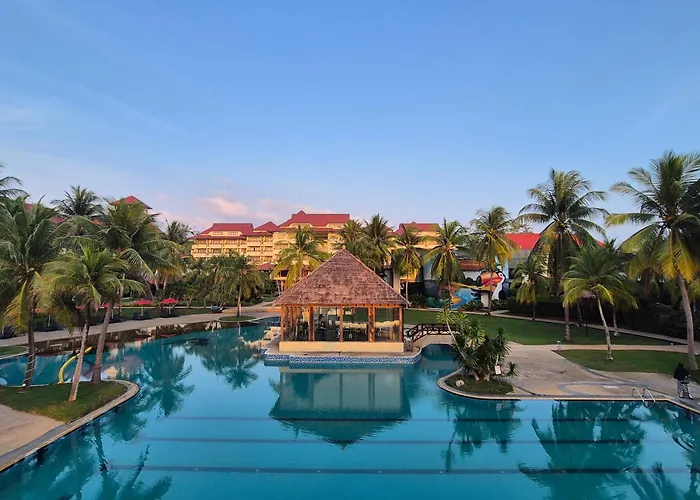 Sand & Sandals Desaru Beach & Spa