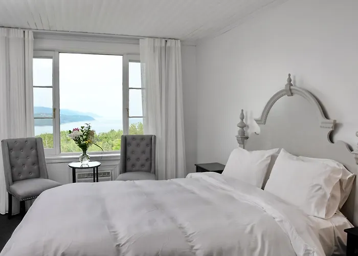 Auberge Des Falaises