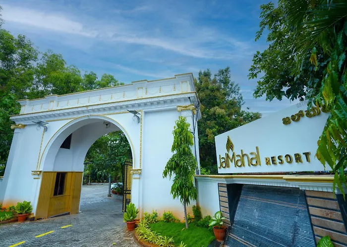 Jal Mahal Resort And Spa