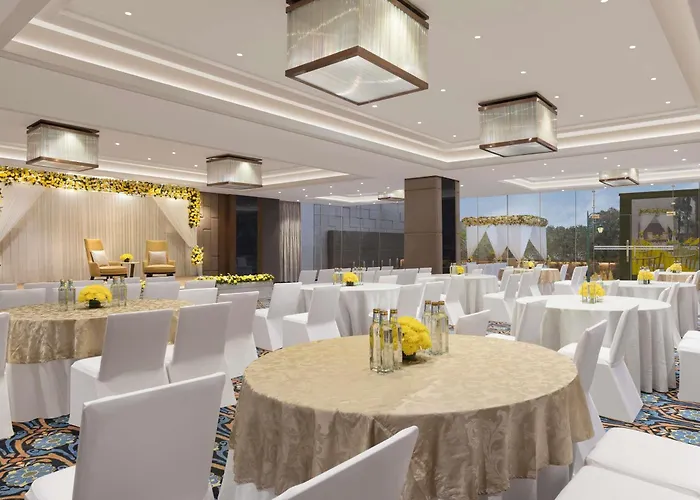 Spa Hotels Resorts Novotel Lucknow Gomti Nagar