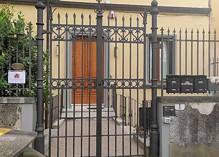  Florence Decamerone B&B