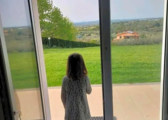 la staccionata bianca