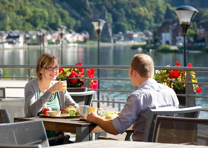 Ibis Dinant Centre