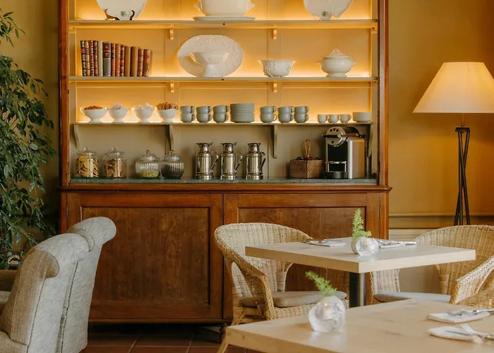 Bremon Boutique Hotel By Duquessa Hotel Collection