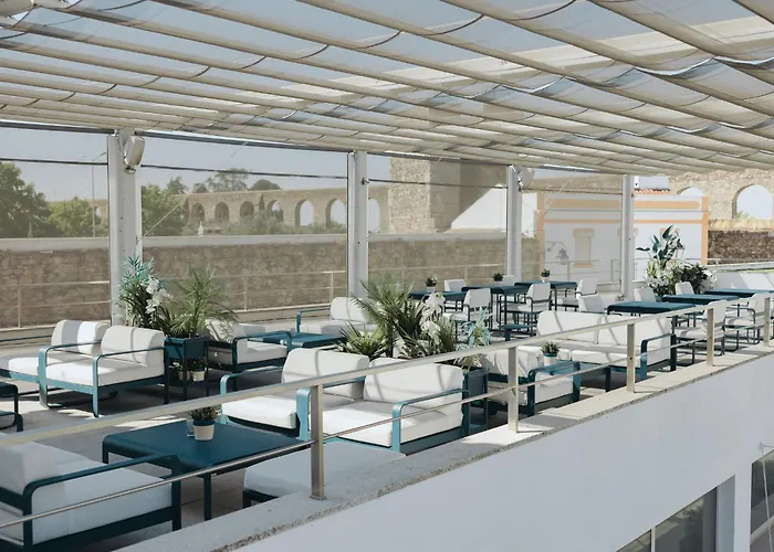 In Luxury hotels M'Ar De Ar Aqueduto
