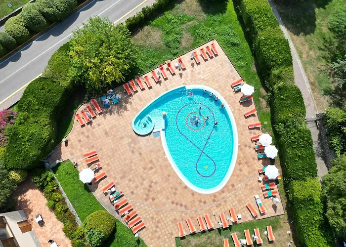  Active Paradiso