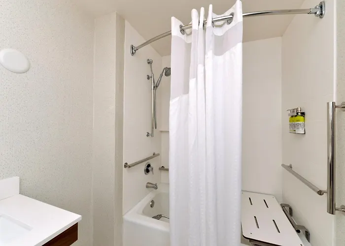 Resorts Guide Holiday Inn Express Lodi By Ihg