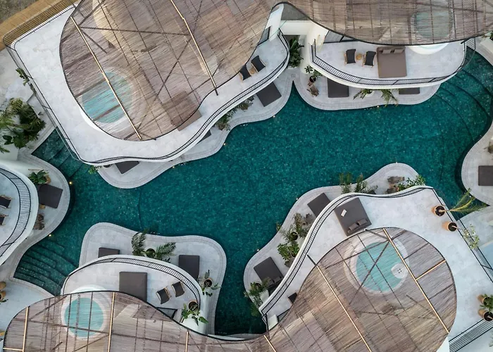 Hotels with tennis Kouros Exclusive & Suites - Adults Only