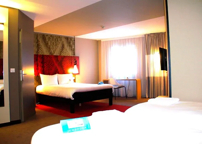 Ibis Centre Grand Palais