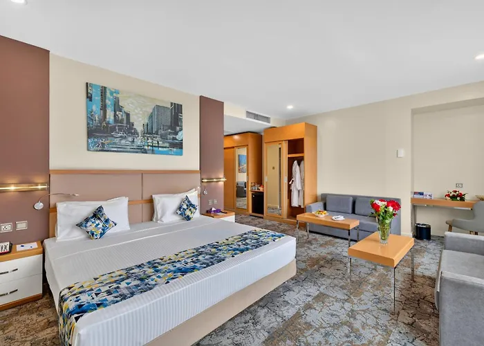 Prideinn Azure Westlands