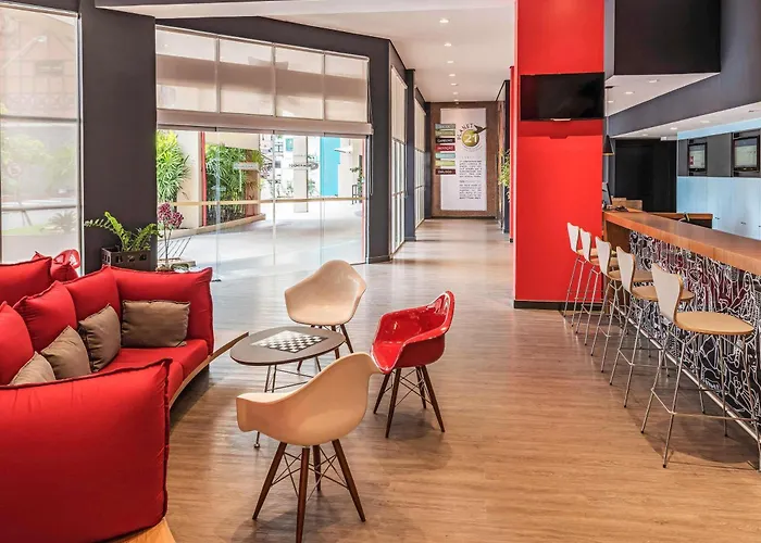 Ibis Blumenau