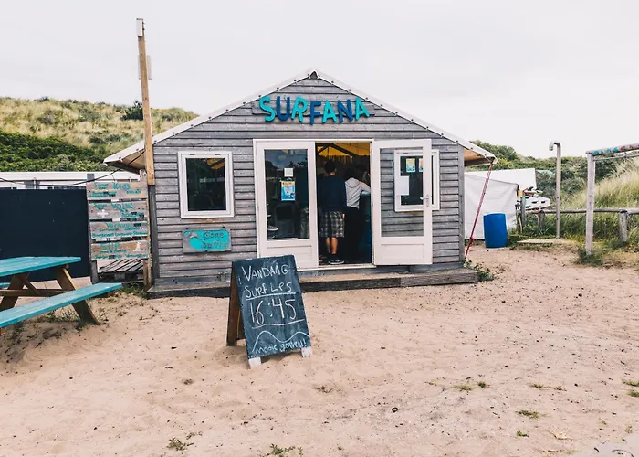Surfana Vlieland Surf Host En Bed & Breakfast