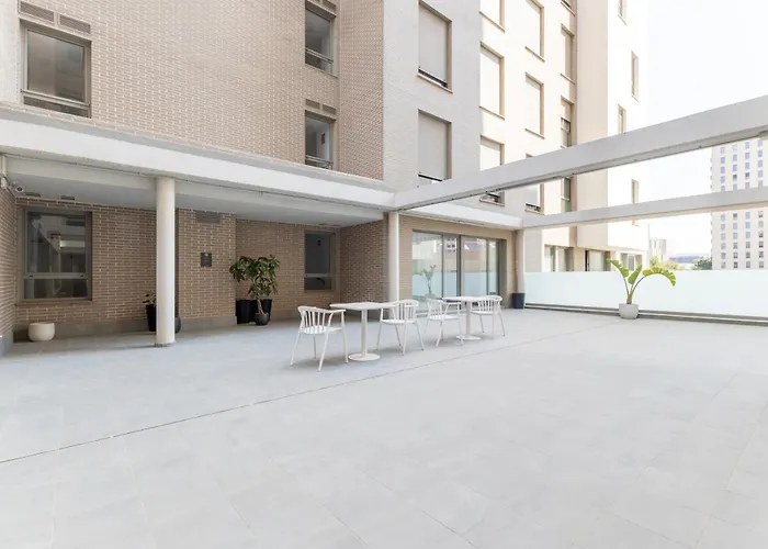 HQ Arena Hotel