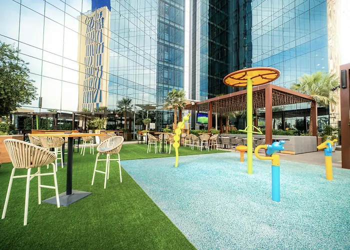 Local Dubai, Jumeirah Village Triangle, Autograph Collection