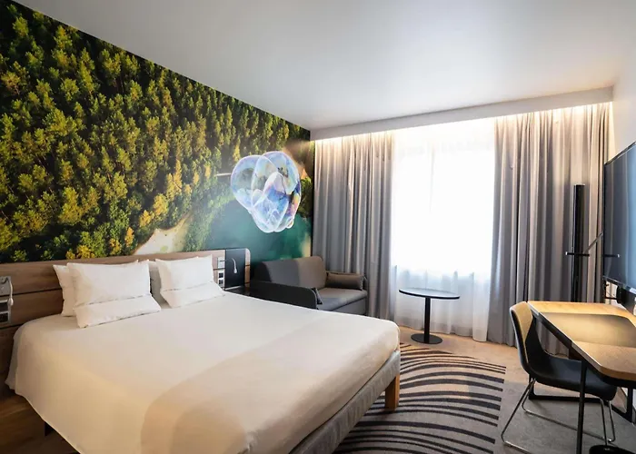 Novotel Centre