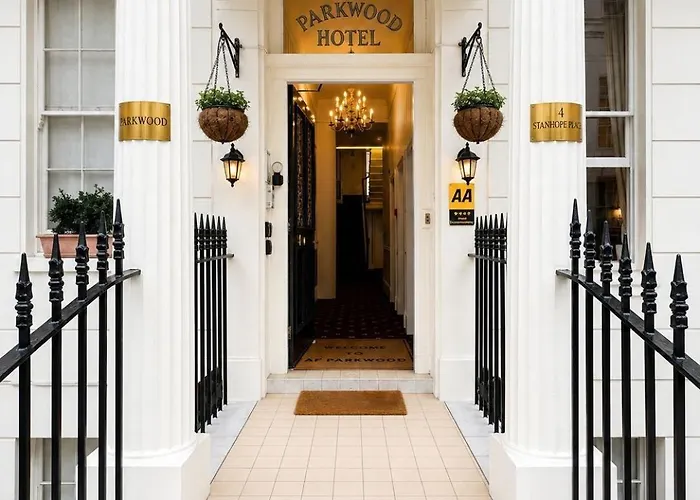 Parkwood Hotel