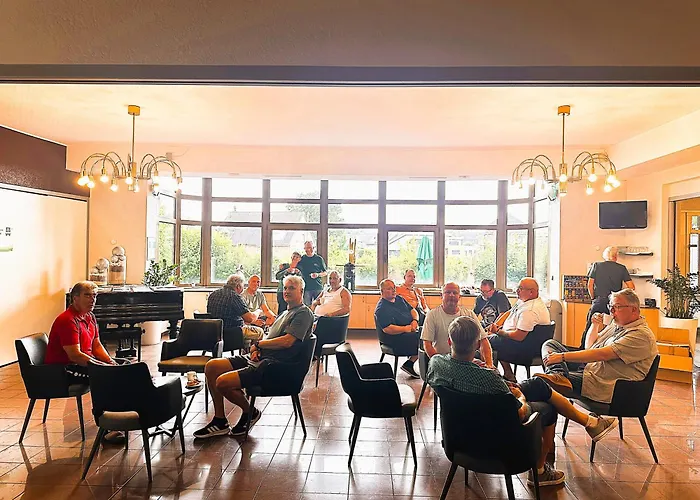  Sport- Und Tagungshotel De Poort
