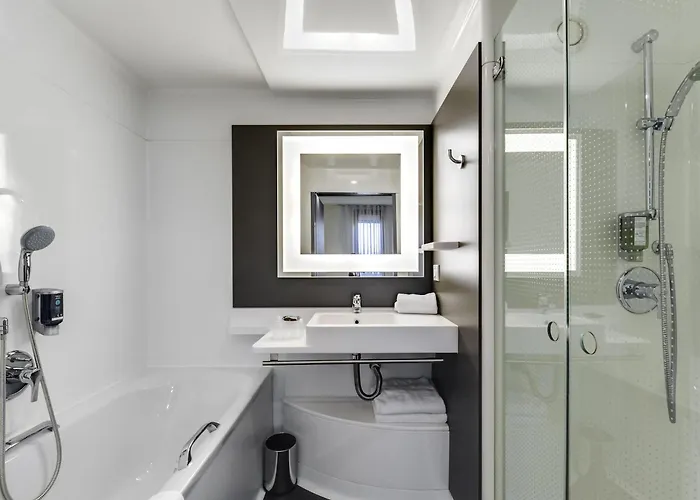 In Luxury hotels Novotel Suites Paris Montreuil Vincennes