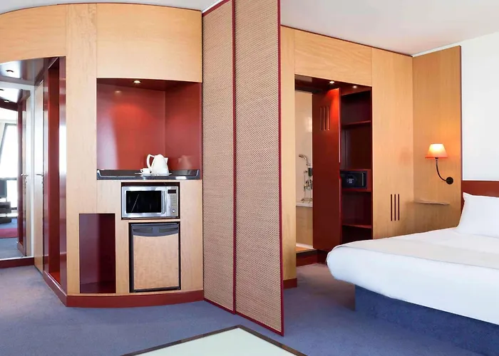 Novotel Suites Marseille Centre Euromed