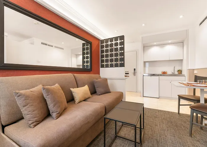 Acacia Suite