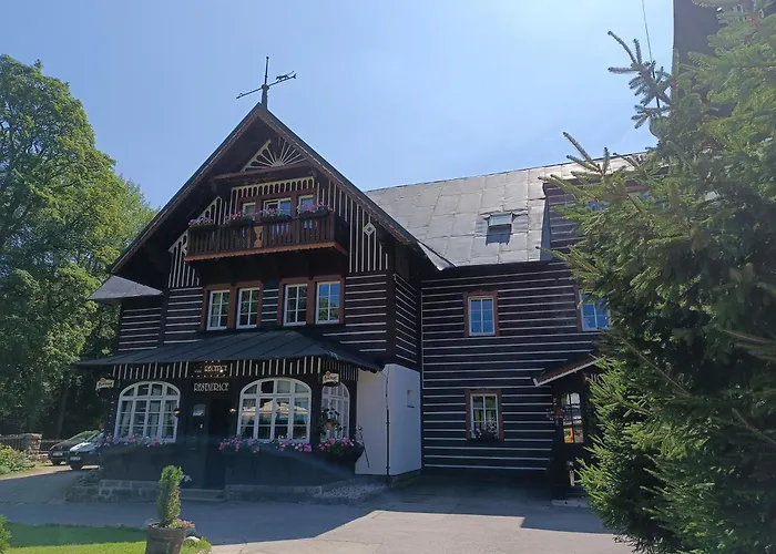 Hotel Am Tri Ruze