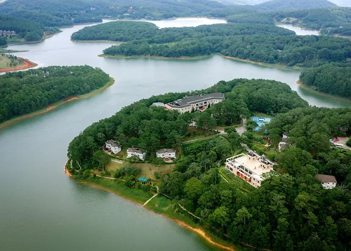 Dalat Edensee Lake & Spa