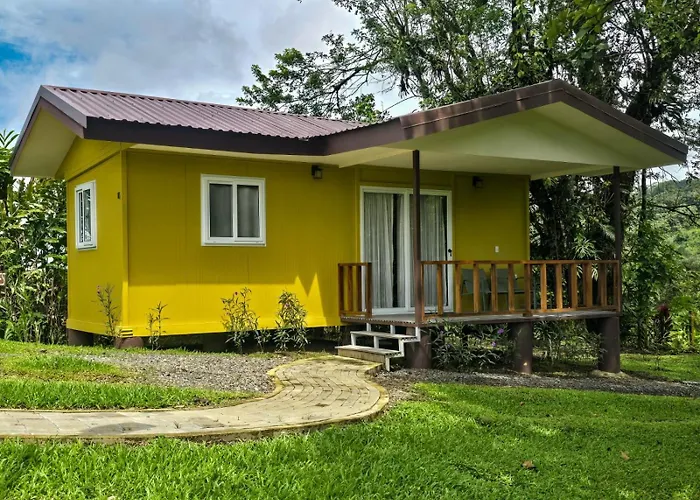 Dog friendly hotels Campo Verde