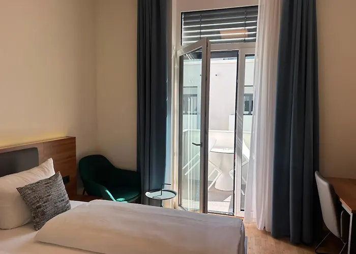 Sevendays Hotel Boardinghouse