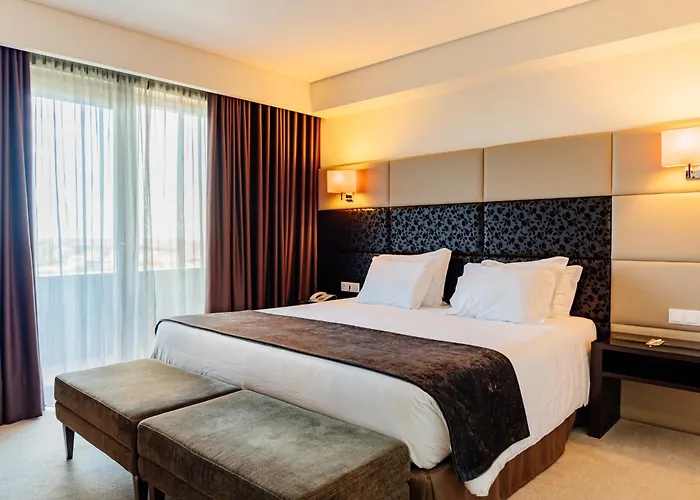 Axis Porto Business & Spa