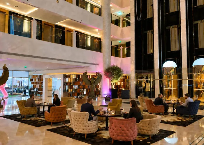 Royal Central Hotel And Resort The Palm