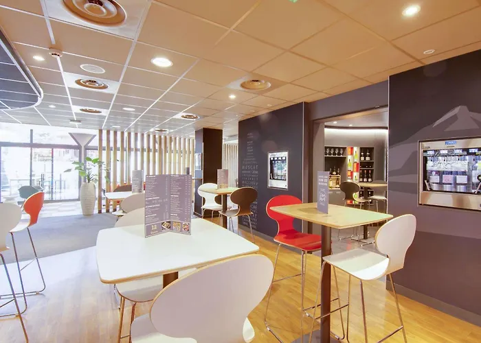 Ibis Budget Sud Pres D'Arenes